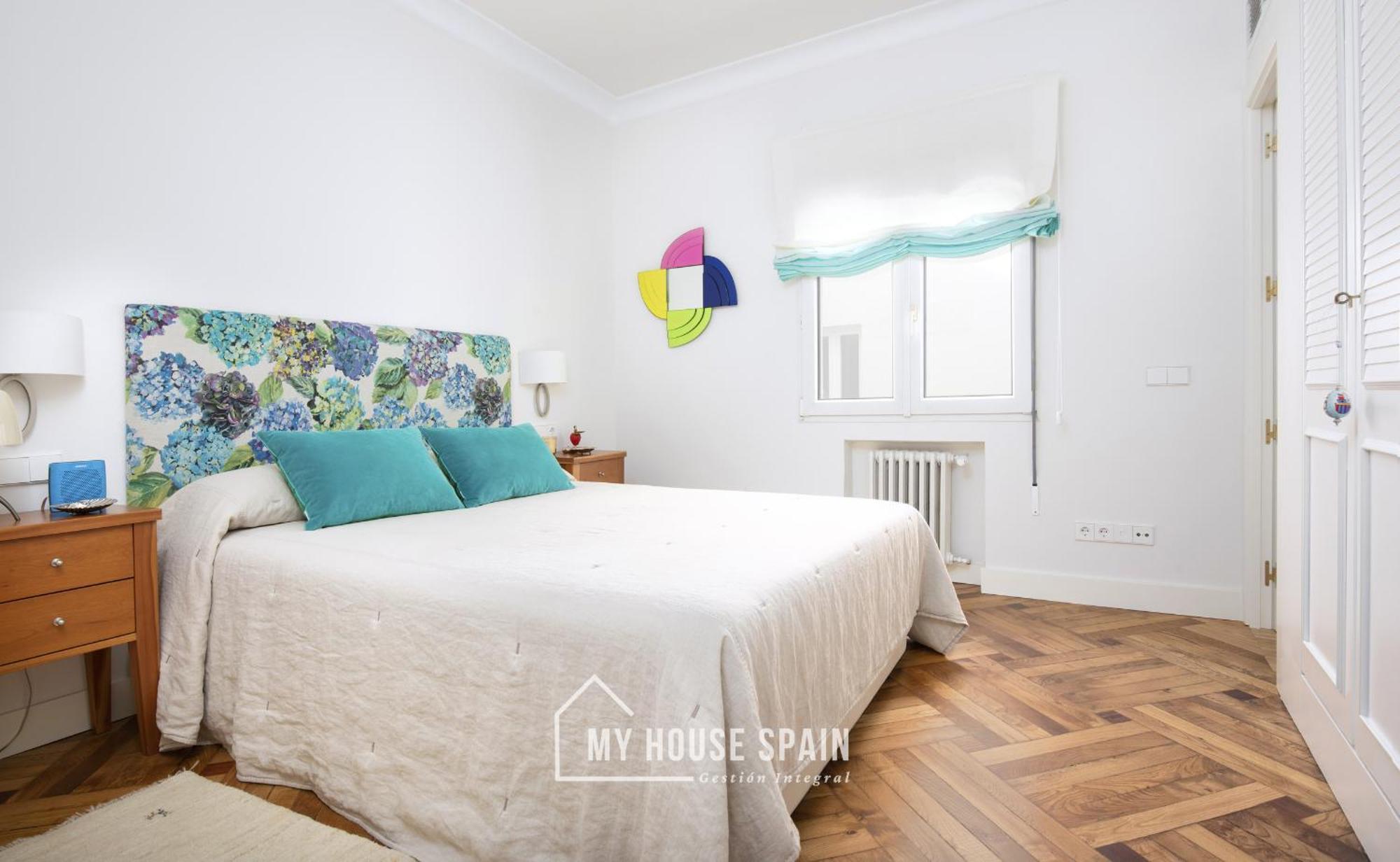 Myhousespain - Centrico Piso Junto A La Playa Gijon Exterior photo